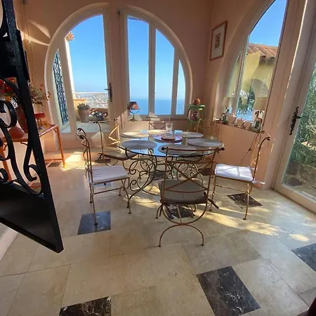 Stunning Provencal - Panoramic Views * Saint-Raphael (Var)